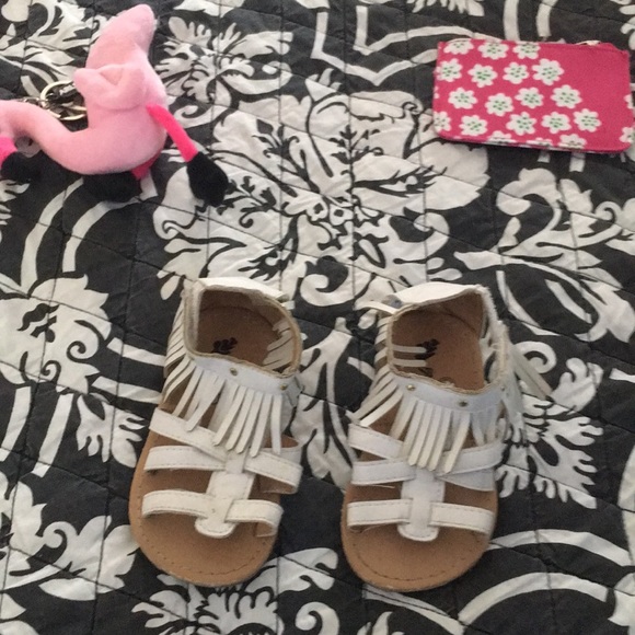 Disney/wonder kids/roxy size 5tod sandal $10/3pr - Picture 6 of 7